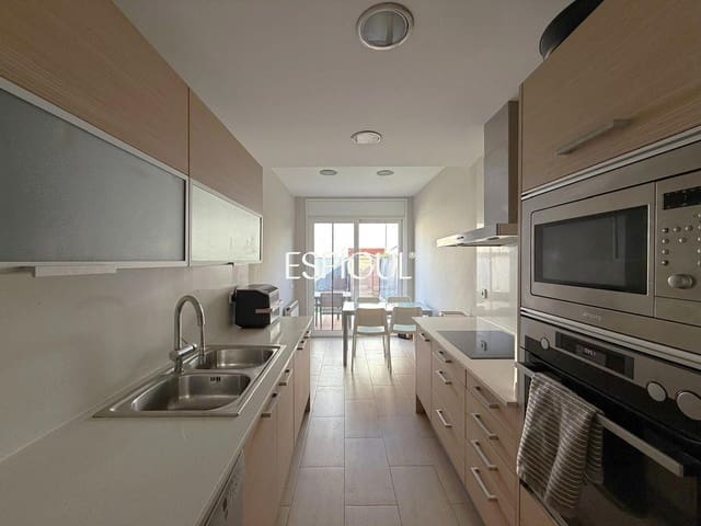 4 Zimmer Villa zu vermieten in Vilablareix mit Garage - 1.975 € (Ref: 10016023)