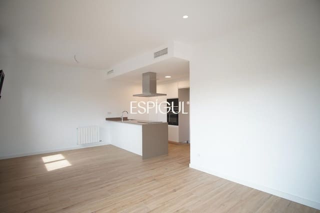 3 bedroom Flat for sale in Vilablareix with pool garage - € 420,000 (Ref: 10016028)
