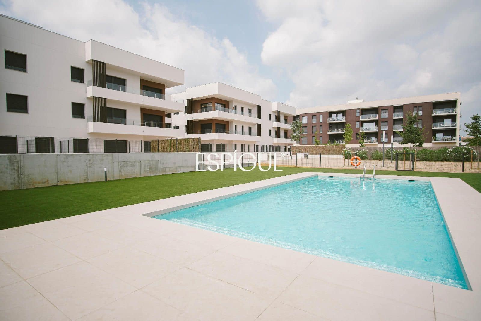 3 bedroom Flat for sale in Vilablareix with pool garage - € 420,000 (Ref: 10016028)
