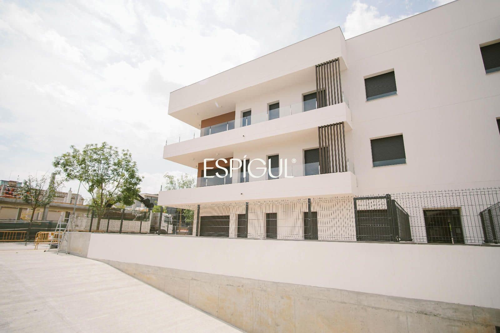 3 bedroom Flat for sale in Vilablareix with pool garage - € 420,000 (Ref: 10016028)