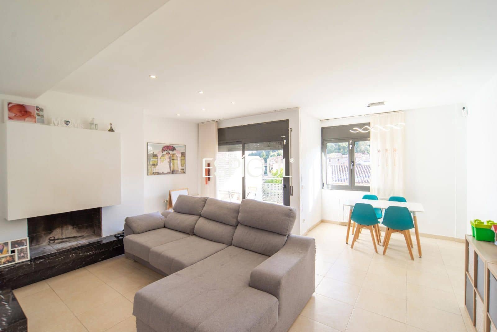 3 bedroom Villa for sale in Angles with garage - € 350,000 (Ref: 10042213)