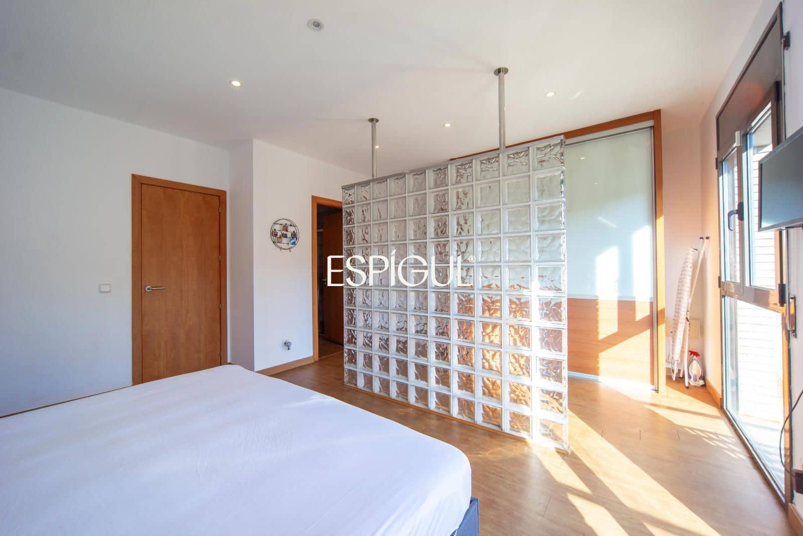 3 bedroom Villa for sale in Angles with garage - € 350,000 (Ref: 10042213)