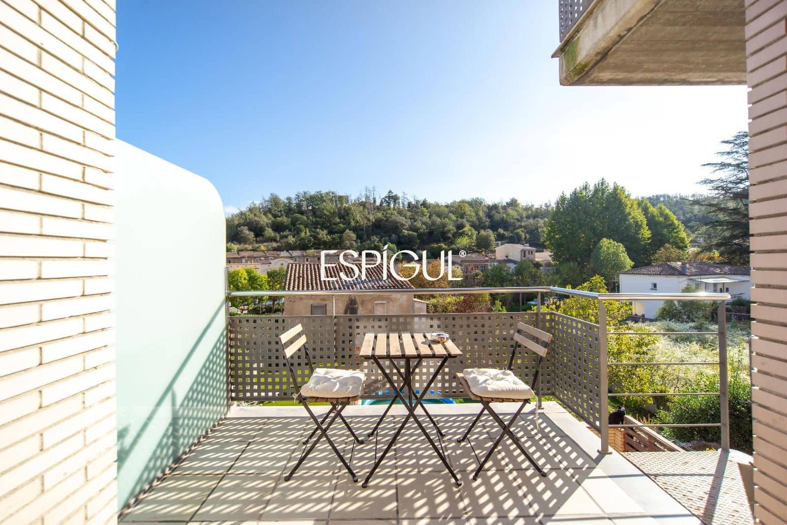 3 bedroom Villa for sale in Angles with garage - € 350,000 (Ref: 10042213)