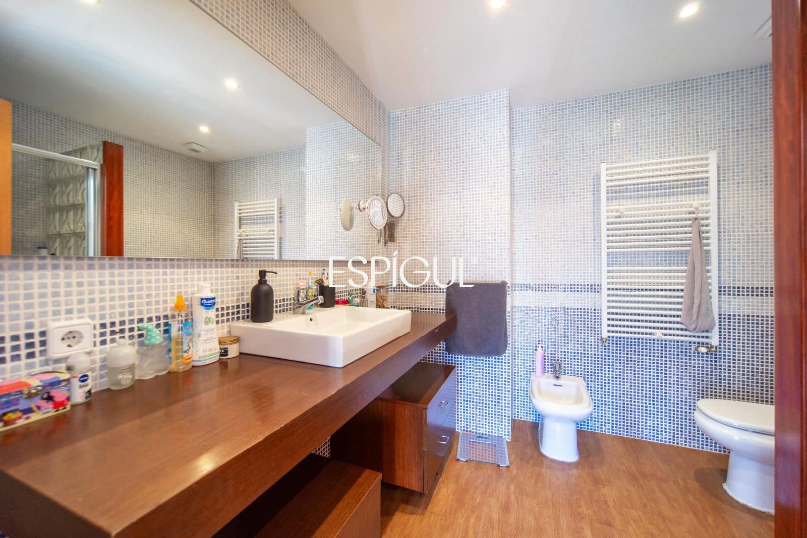 3 bedroom Villa for sale in Angles with garage - € 350,000 (Ref: 10042213)
