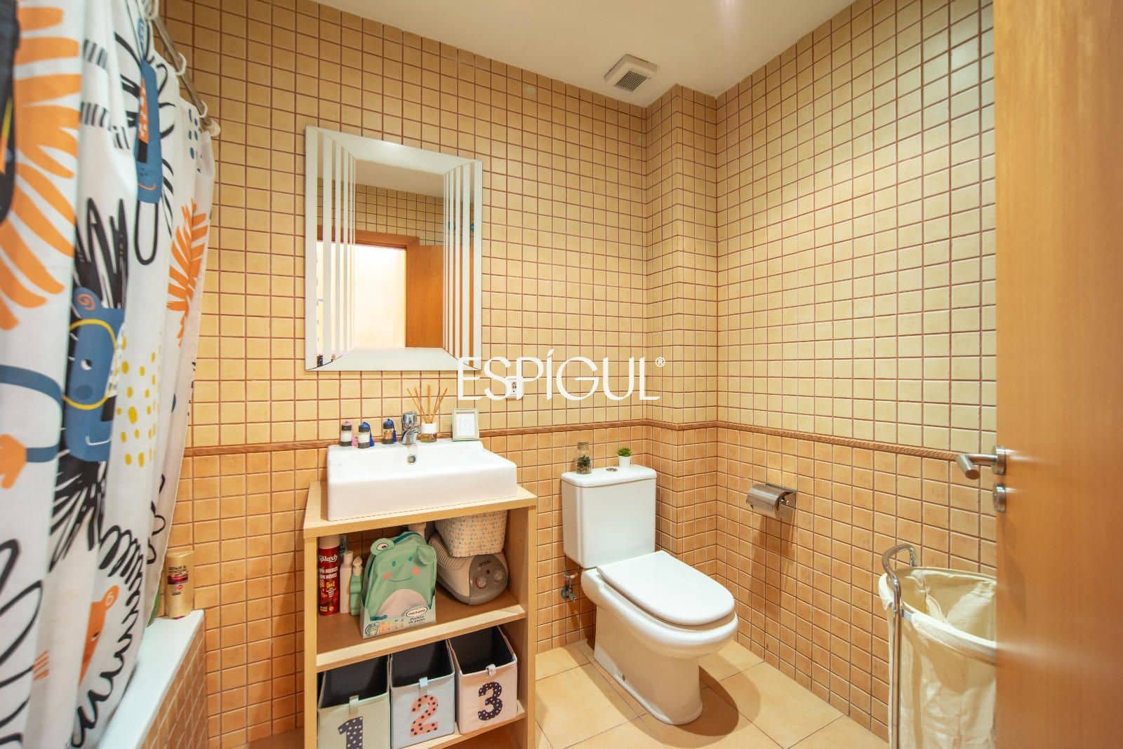 3 bedroom Villa for sale in Angles with garage - € 350,000 (Ref: 10042213)