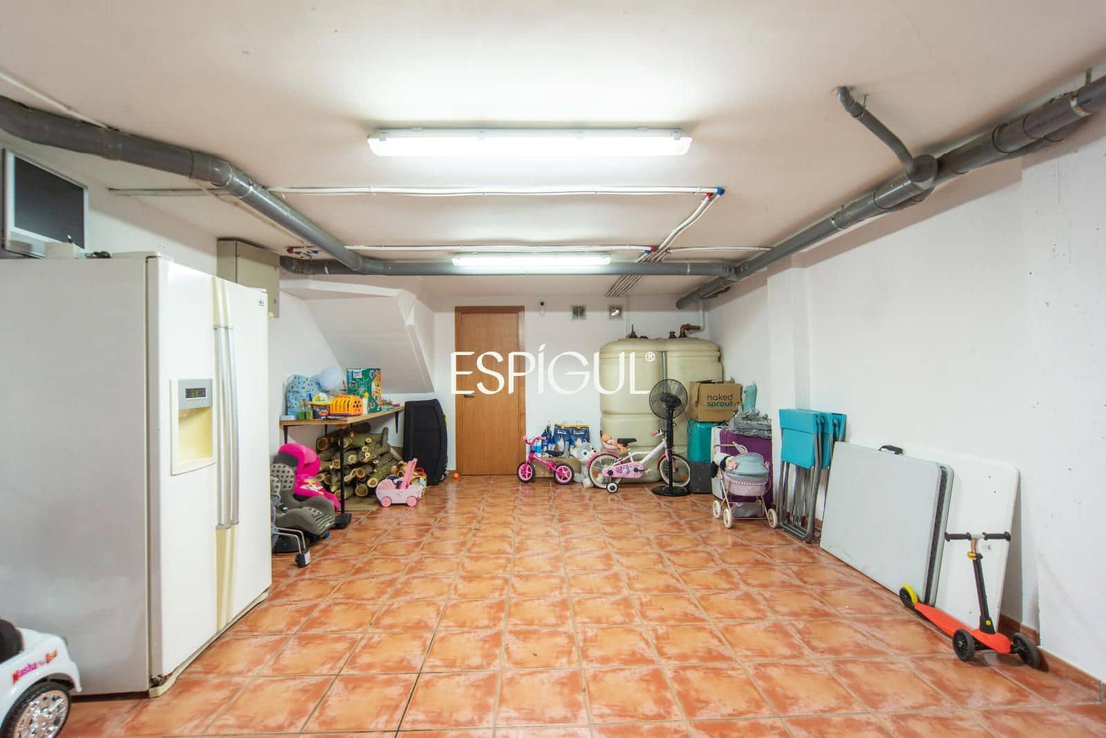 3 bedroom Villa for sale in Angles with garage - € 350,000 (Ref: 10042213)