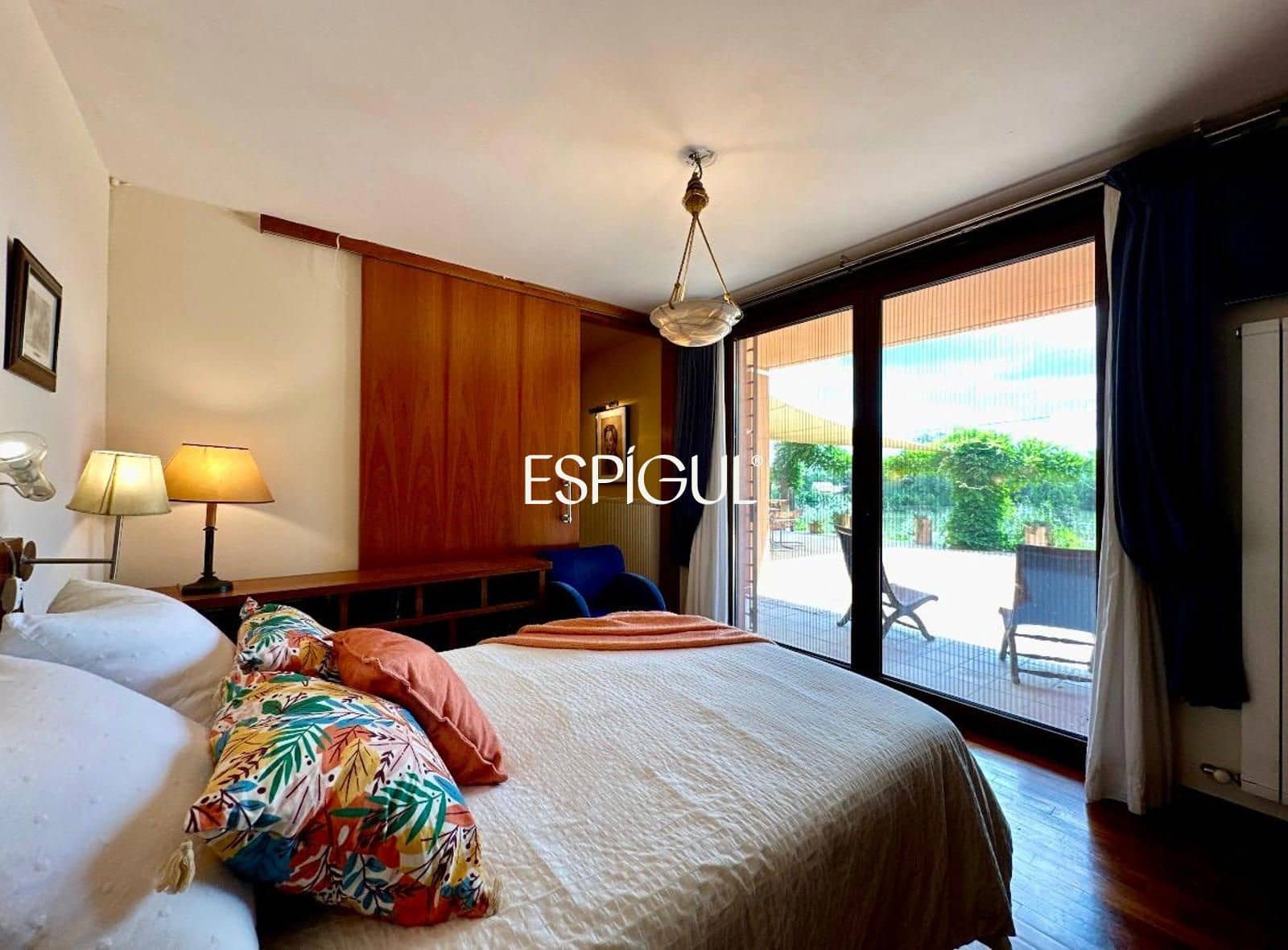 4 bedroom Villa for sale in Bescano with garage - € 449,000 (Ref: 10088672)