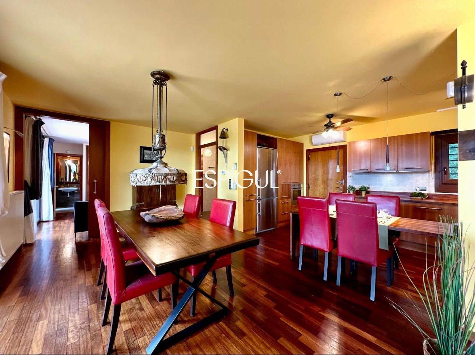 4 bedroom Villa for sale in Bescano with garage - € 449,000 (Ref: 10088672)