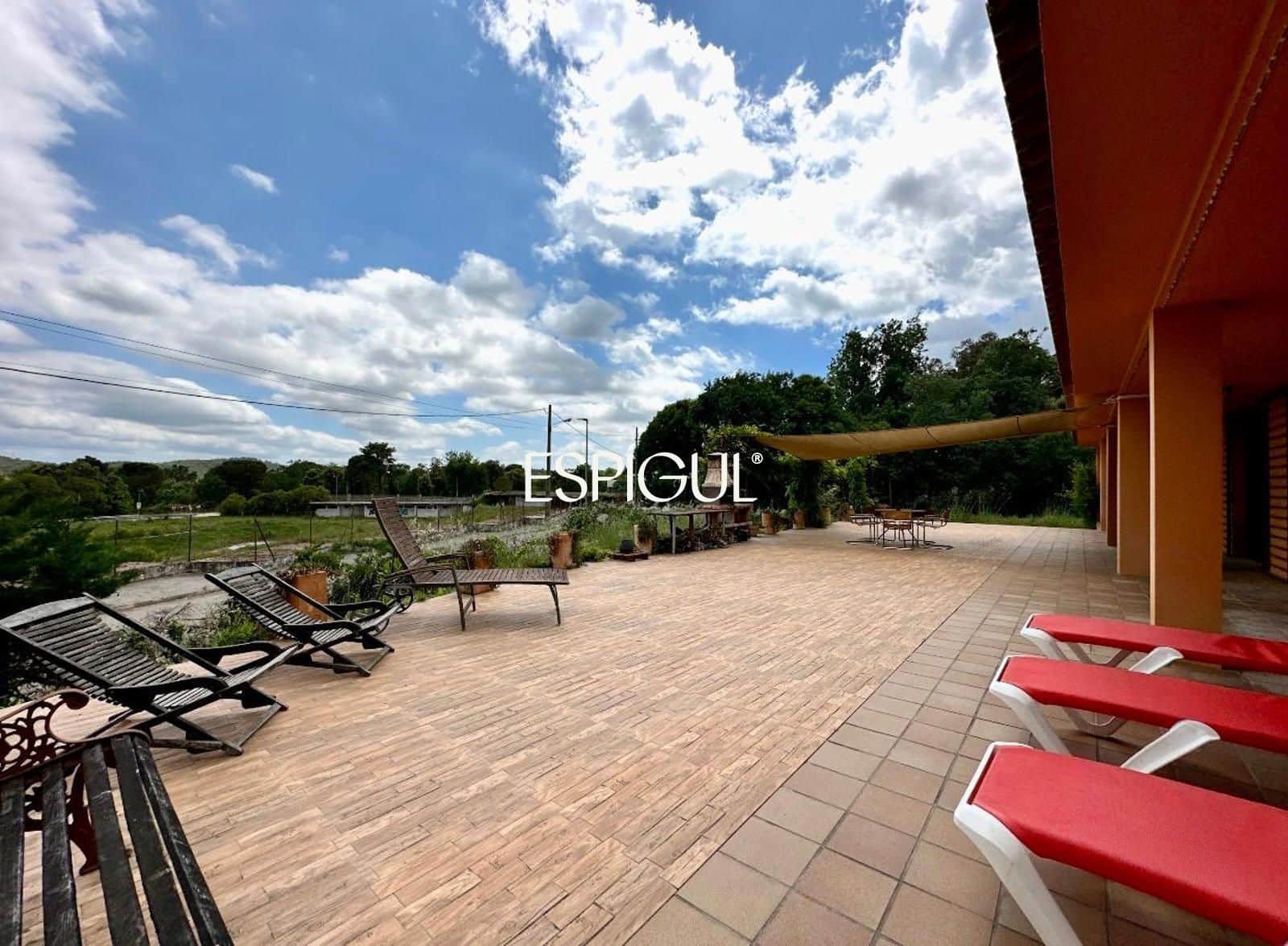 4 bedroom Villa for sale in Bescano with garage - € 449,000 (Ref: 10088672)