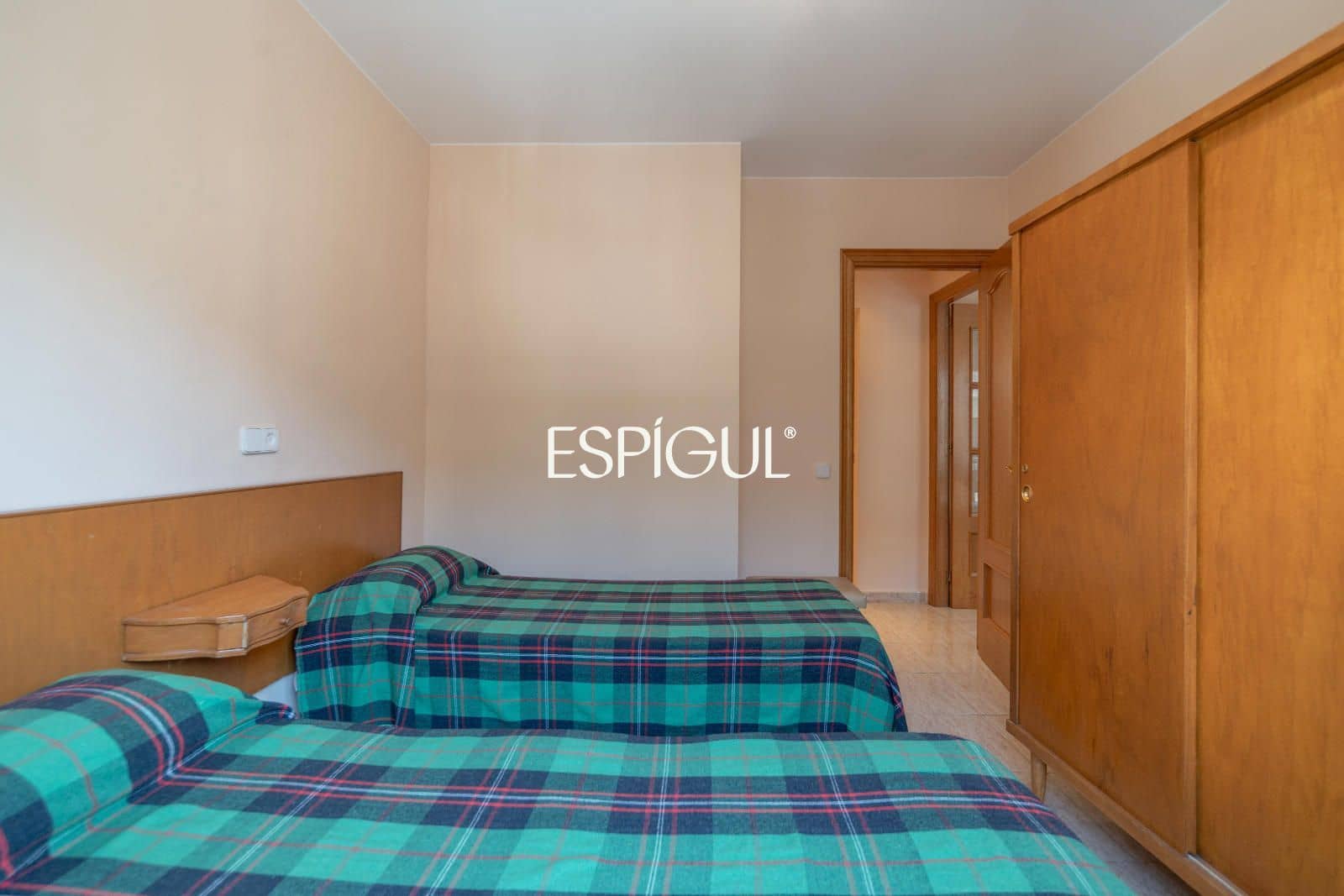 Piso de 4 habitaciones en Sant Feliu de Guíxols en venta - 380.000 € (Ref: 10125007)