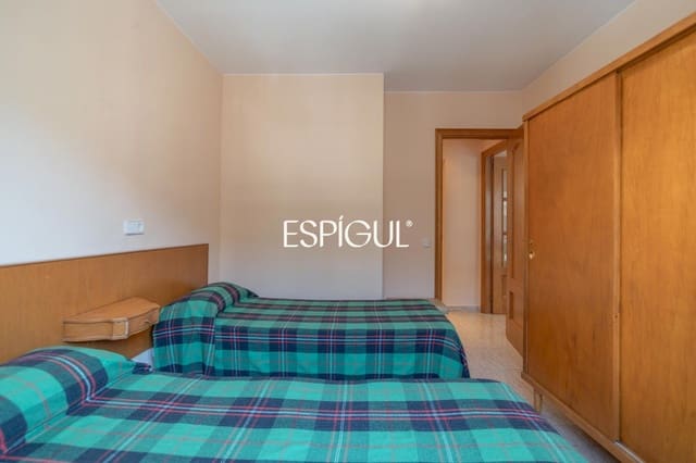 Piso de 4 habitaciones en Sant Feliu de Guíxols en venta - 380.000 € (Ref: 10125007)