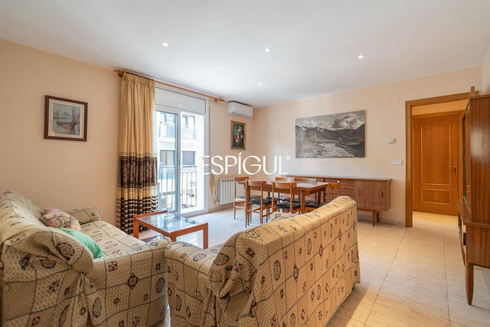 Piso de 4 habitaciones en Sant Feliu de Guíxols en venta - 380.000 € (Ref: 10125007)