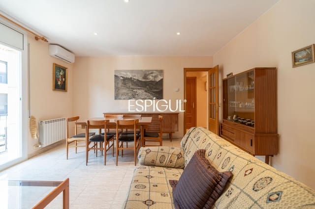 Piso de 4 habitaciones en Sant Feliu de Guíxols en venta - 380.000 € (Ref: 10125007)