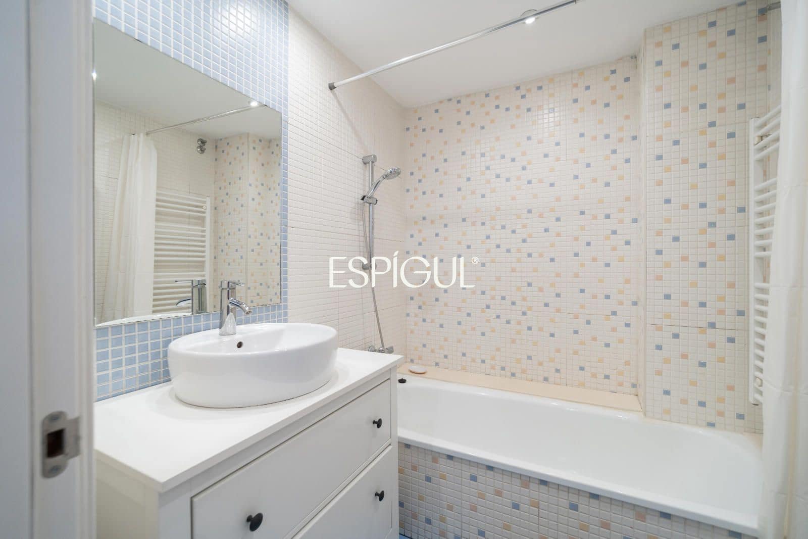 4 bedroom Villa for sale in Vilablareix with garage - € 545,000 (Ref: 10130963)