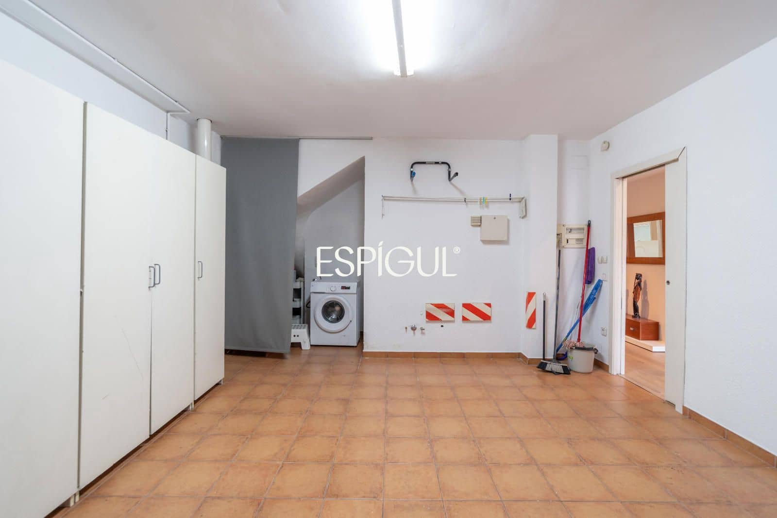 4 bedroom Villa for sale in Vilablareix with garage - € 545,000 (Ref: 10130963)