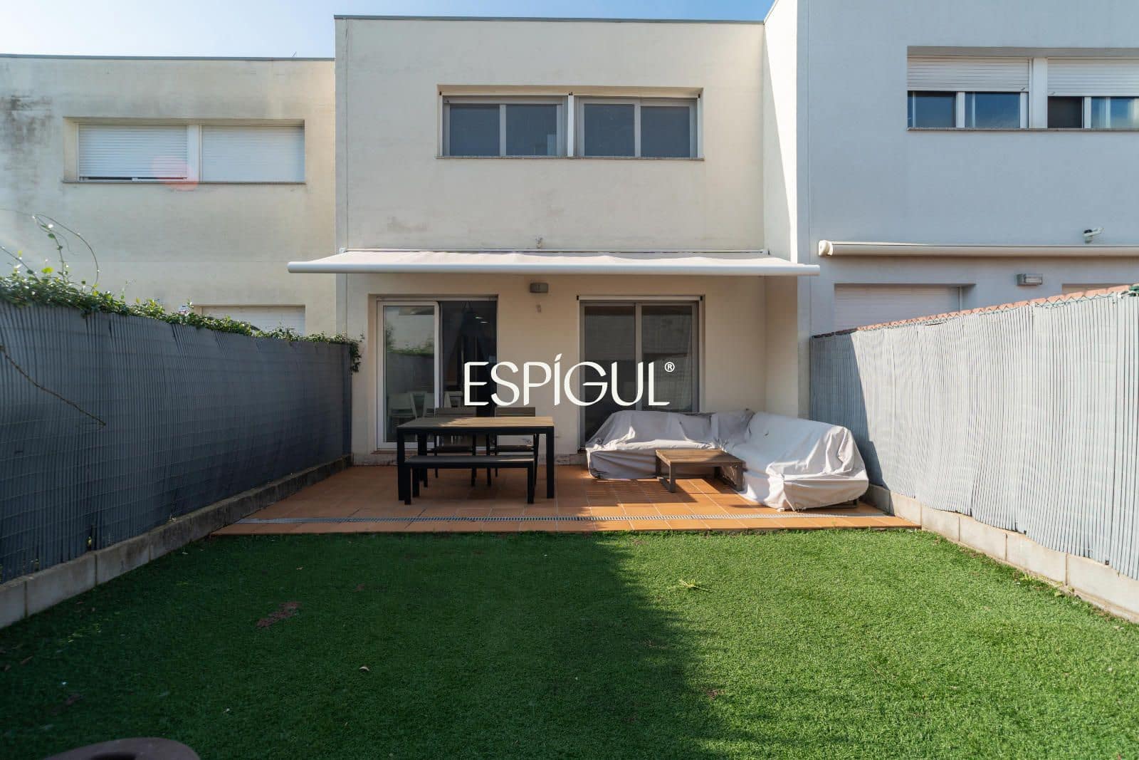 4 bedroom Villa for sale in Vilablareix with garage - € 545,000 (Ref: 10130963)
