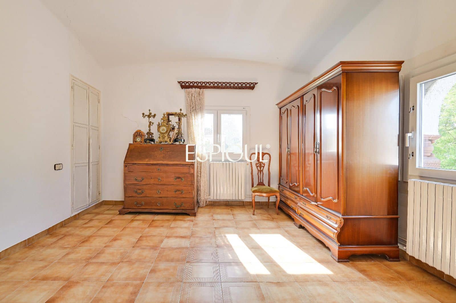 4 Zimmer Villa zu verkaufen in Girona Stadt mit Garage - 450.000 € (Ref: 10139994)