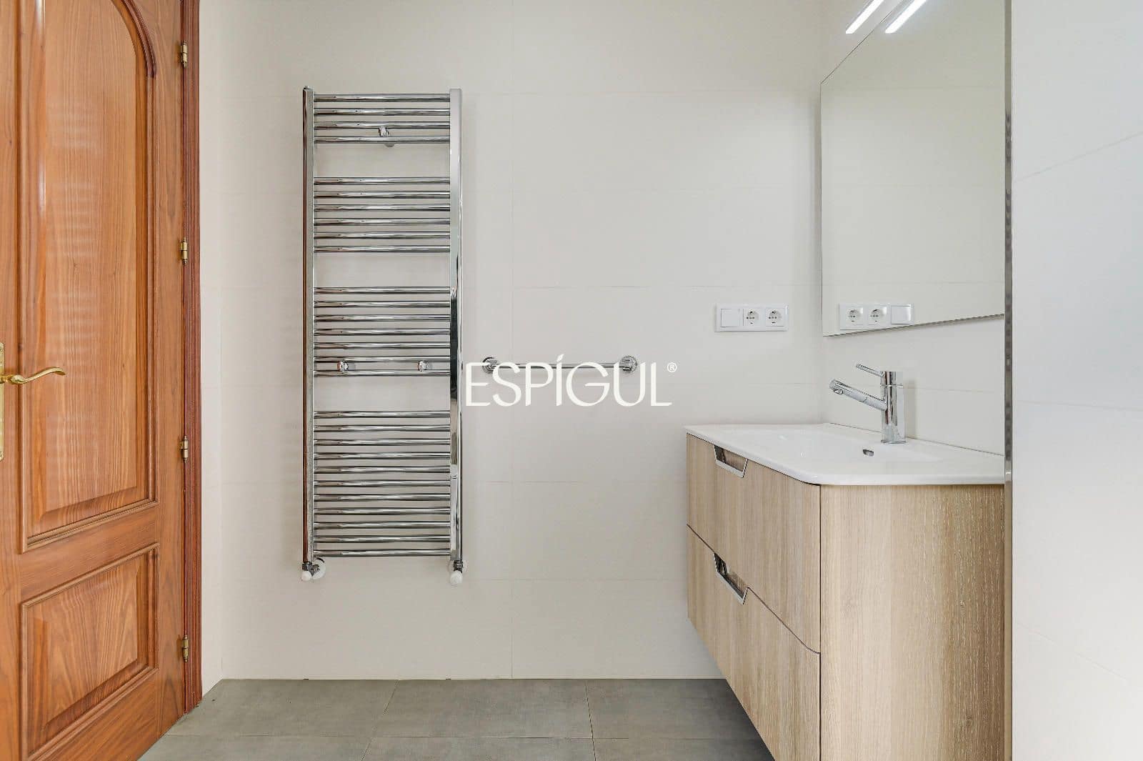 4 Zimmer Villa zu verkaufen in Girona Stadt mit Garage - 450.000 € (Ref: 10139994)