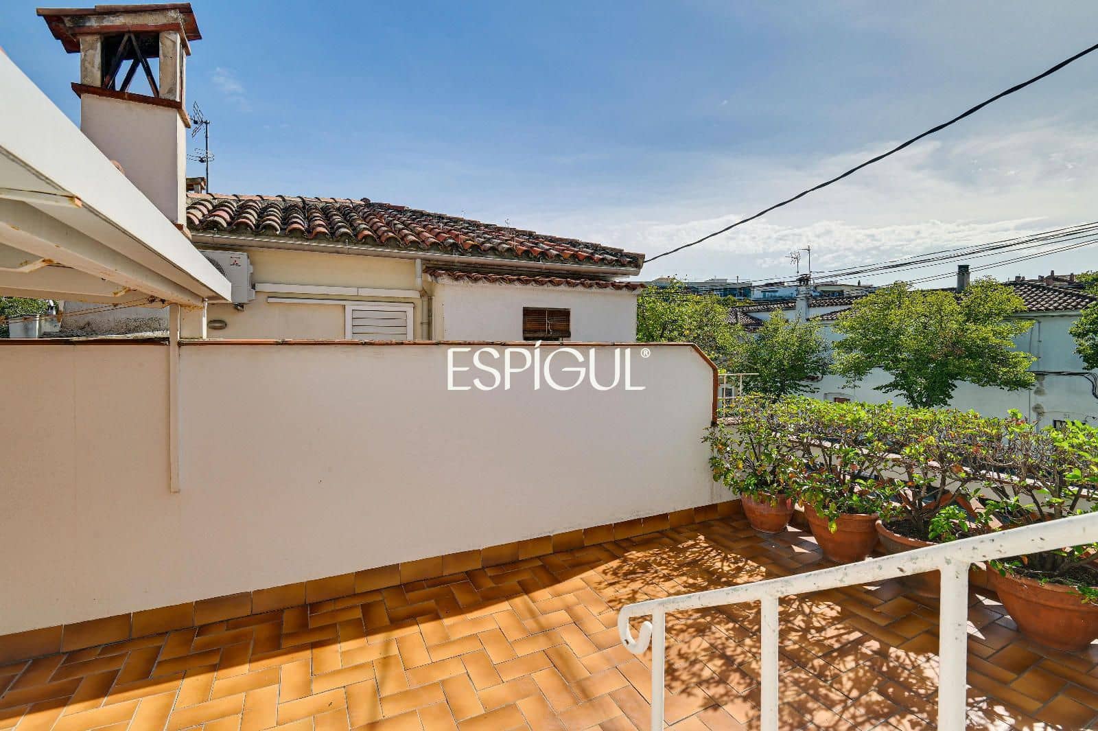 4 Zimmer Villa zu verkaufen in Girona Stadt mit Garage - 450.000 € (Ref: 10139994)