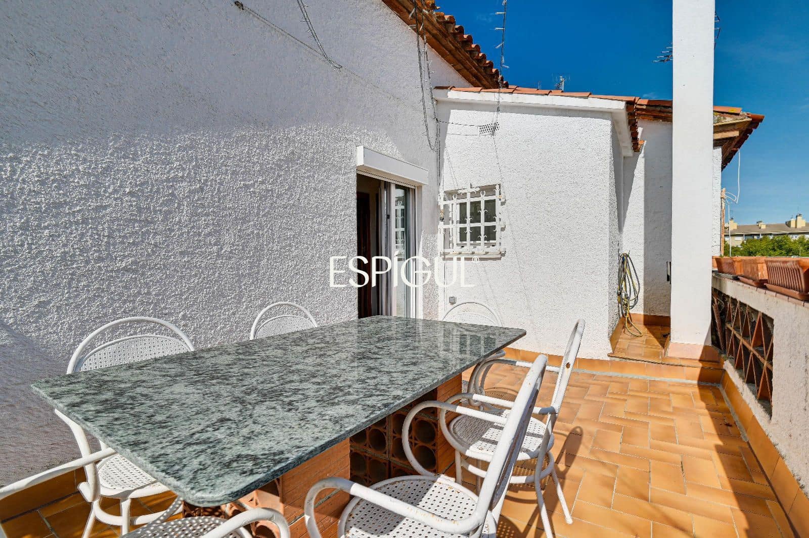 4 Zimmer Villa zu verkaufen in Girona Stadt mit Garage - 450.000 € (Ref: 10139994)