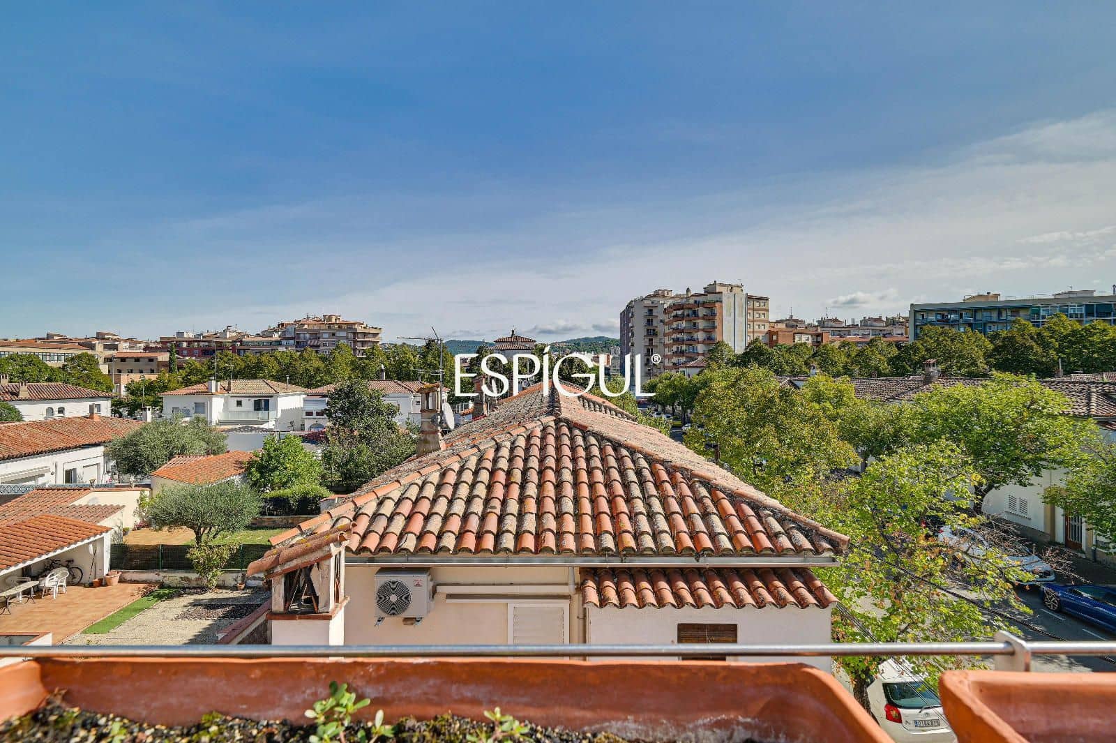 4 Zimmer Villa zu verkaufen in Girona Stadt mit Garage - 450.000 € (Ref: 10139994)