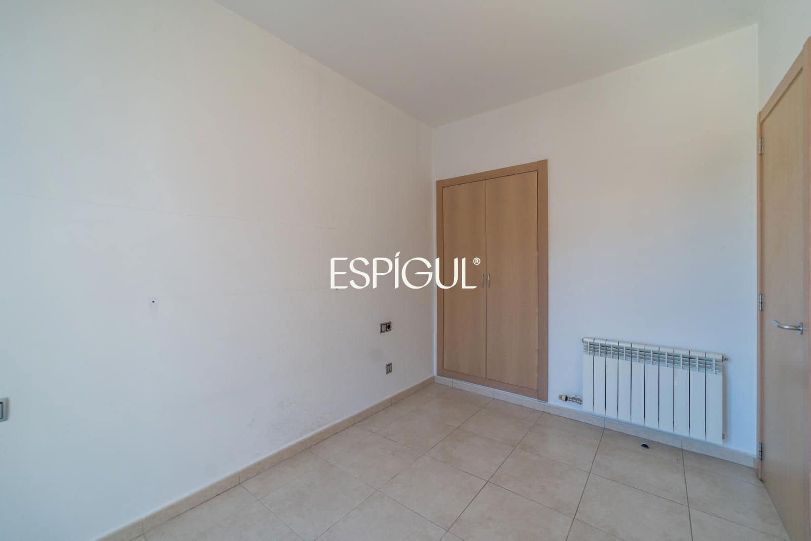 2 Zimmer Penthouse zu verkaufen in Girona Stadt - 260.000 € (Ref: 10154322)