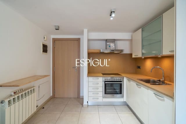 2 Zimmer Penthouse zu verkaufen in Girona Stadt - 260.000 € (Ref: 10154322)