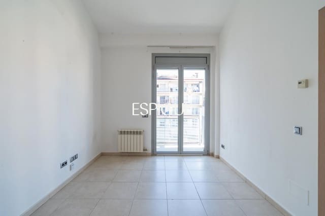 2 Zimmer Penthouse zu verkaufen in Girona Stadt - 260.000 € (Ref: 10154322)
