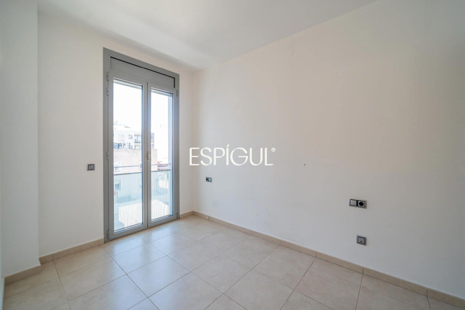 2 Zimmer Penthouse zu verkaufen in Girona Stadt - 260.000 € (Ref: 10154322)