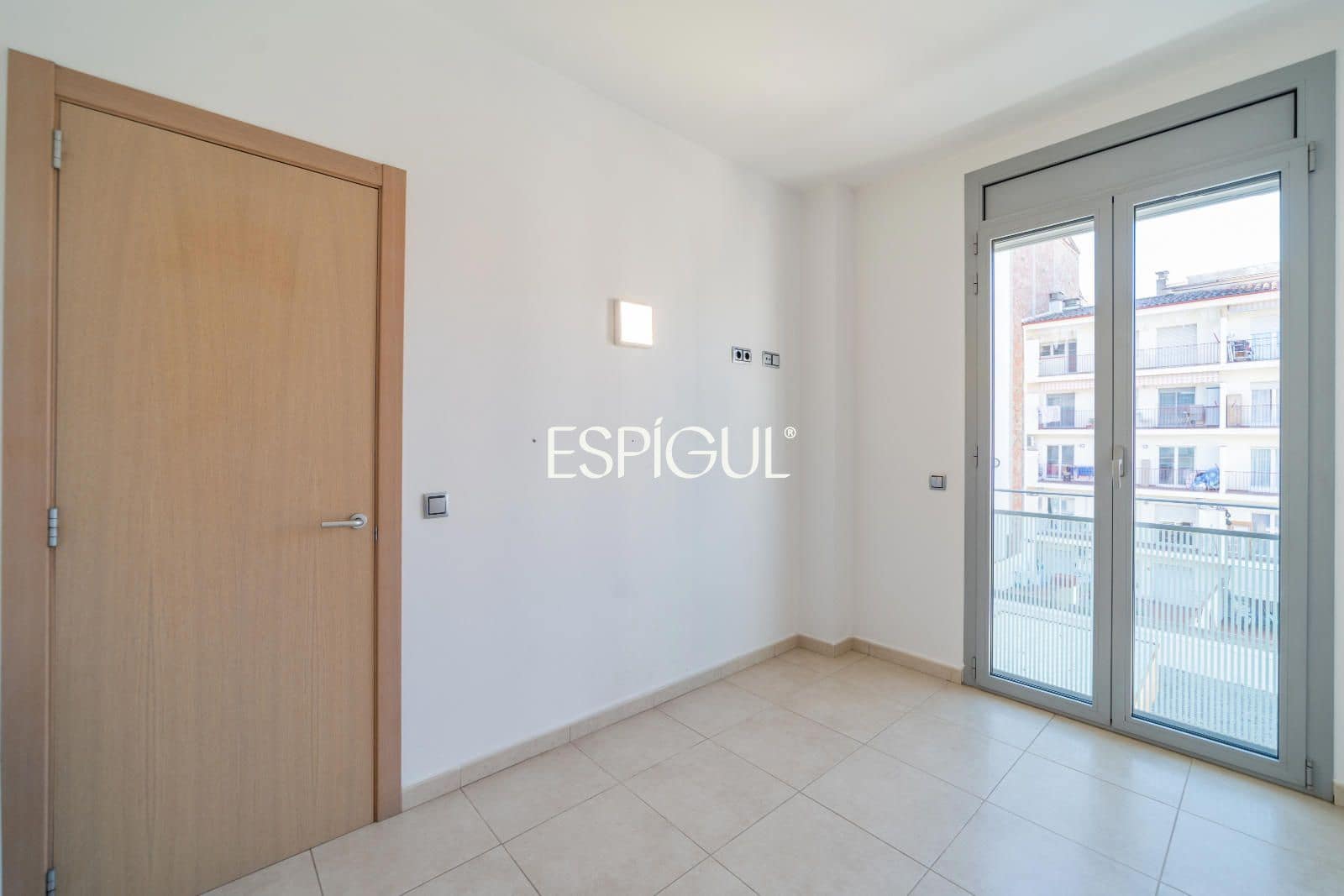 2 Zimmer Penthouse zu verkaufen in Girona Stadt - 260.000 € (Ref: 10154322)