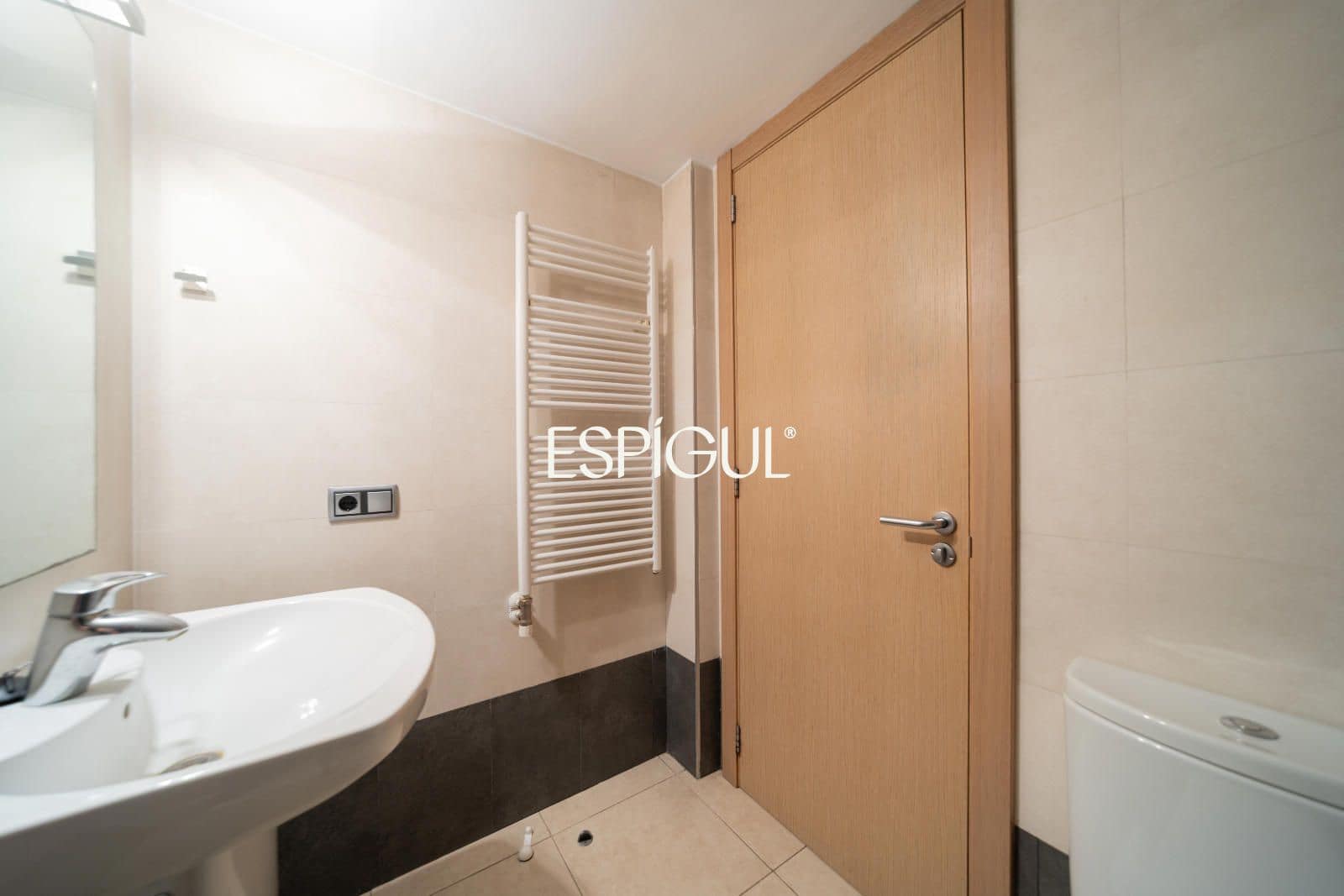 2 Zimmer Penthouse zu verkaufen in Girona Stadt - 260.000 € (Ref: 10154322)