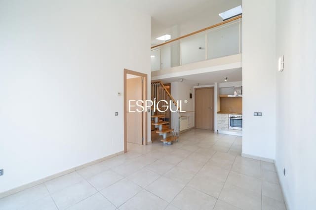 2 Zimmer Penthouse zu verkaufen in Girona Stadt - 260.000 € (Ref: 10154322)