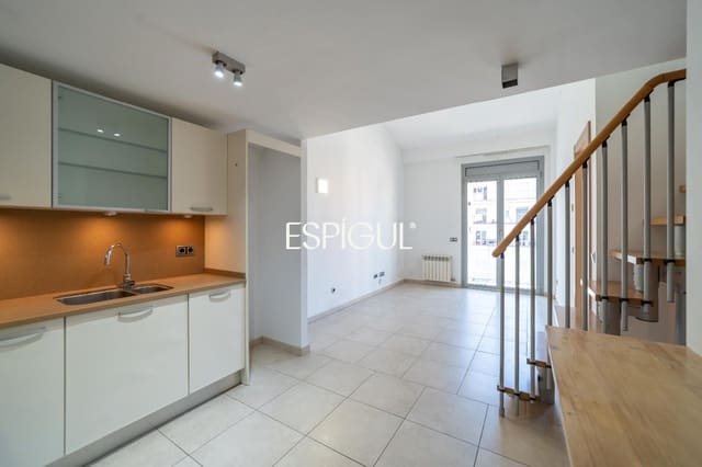2 Zimmer Penthouse zu verkaufen in Girona Stadt - 260.000 € (Ref: 10154322)