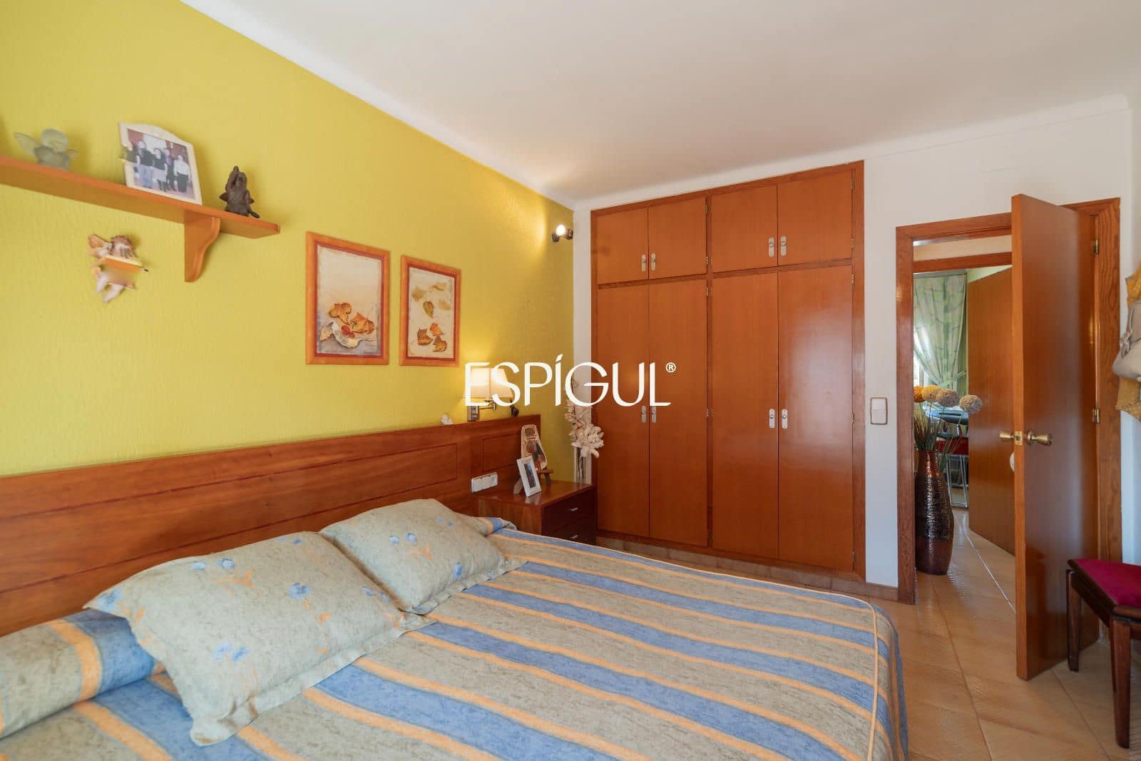 3 bedroom Villa for sale in Vilablareix with pool garage - € 450,000 (Ref: 10167098)