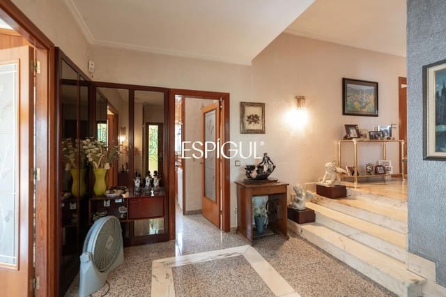 Chalet de 3 habitaciones en Vilablareix en venta con piscina garaje - 450.000 € (Ref: 10167098)