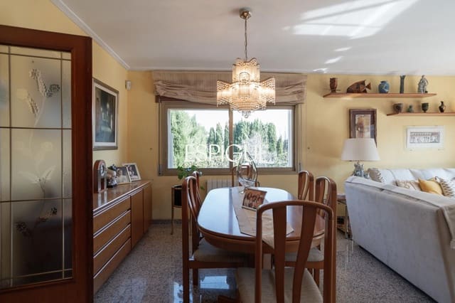 Chalet de 3 habitaciones en Vilablareix en venta con piscina garaje - 450.000 € (Ref: 10167098)