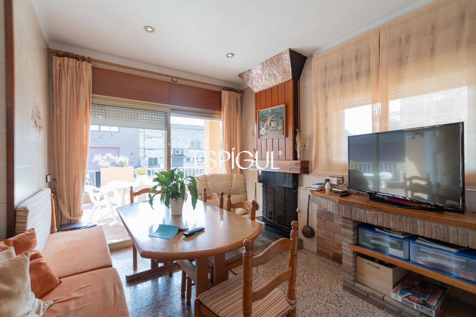 3 bedroom Villa for sale in Vilablareix with pool garage - € 450,000 (Ref: 10167098)