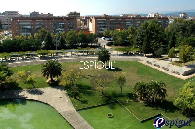 Garage for sale in Girona city - € 30,000 (Ref: 6027576)