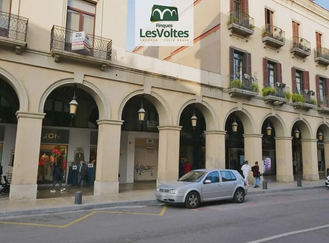 Komercyjne do wynajęcia w La Bisbal d'Empordà - 2 200 € (Ref: 10081830)