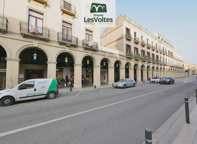 Komercyjne do wynajęcia w La Bisbal d'Empordà - 2 200 € (Ref: 10081830)