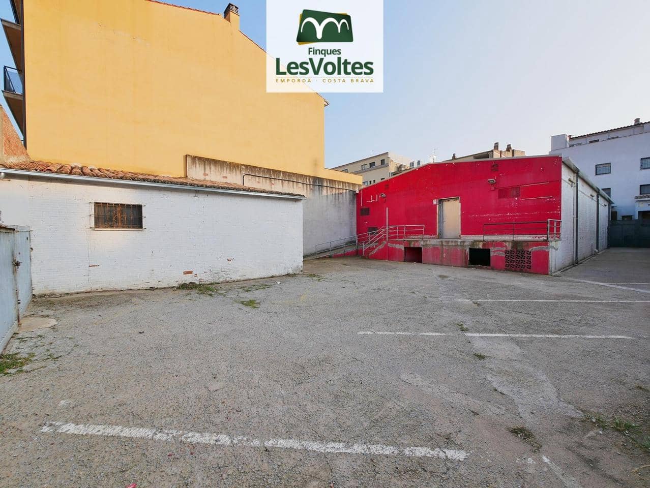 1 bedroom Business for rent in La Bisbal d'Emporda - € 2,200 (Ref: 10081830)