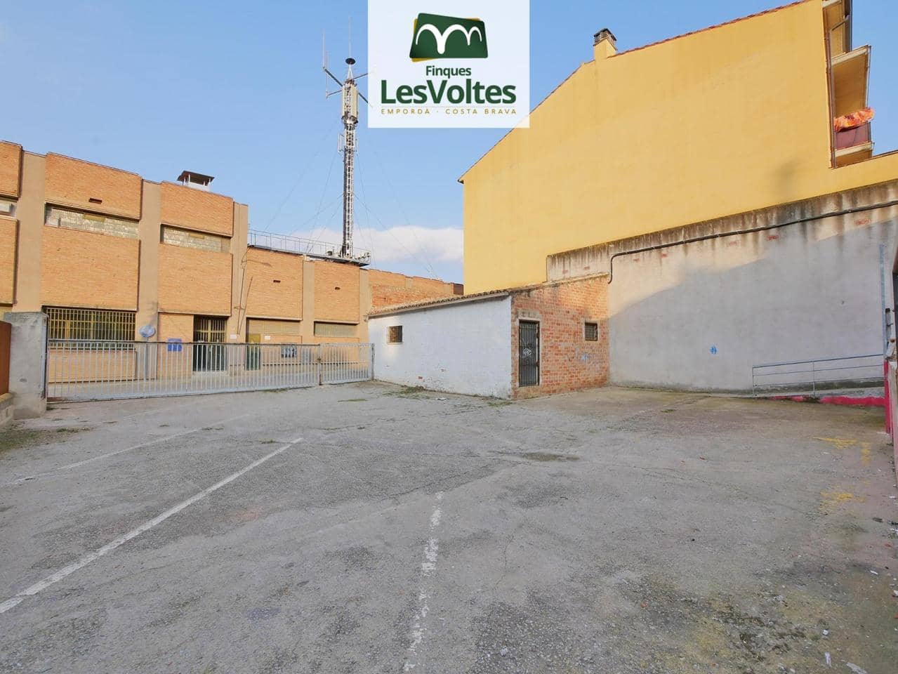 1 bedroom Business for rent in La Bisbal d'Emporda - € 2,200 (Ref: 10081830)