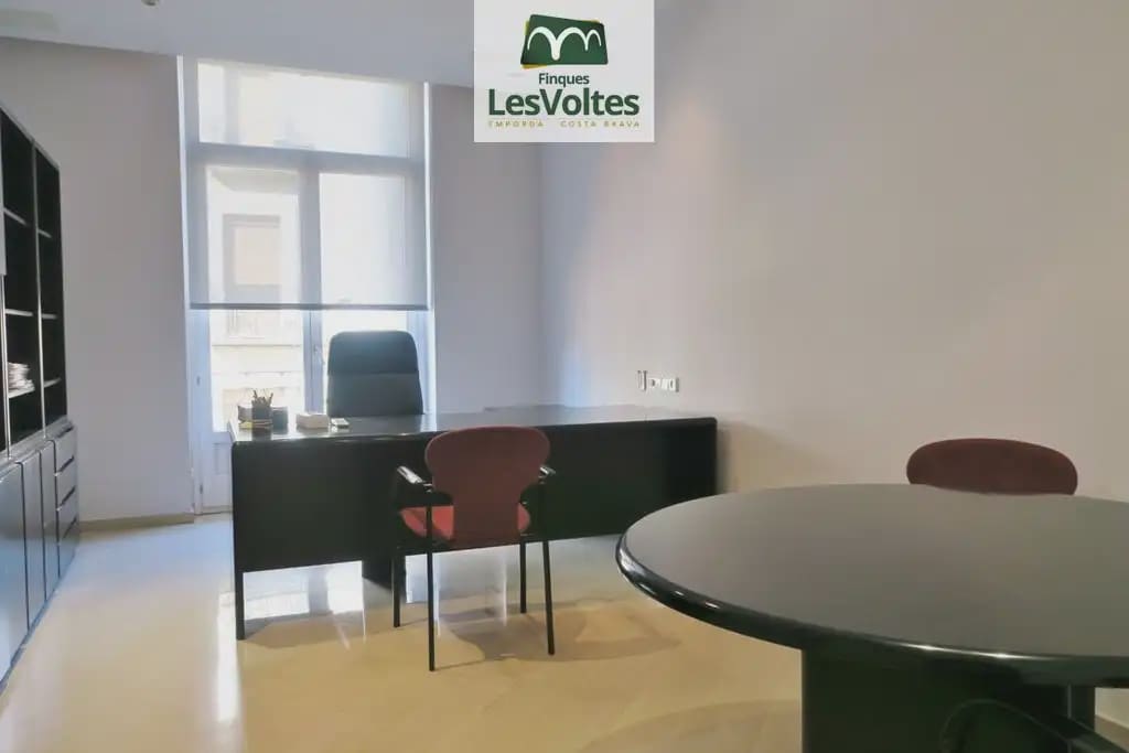 Komercyjne do wynajęcia w La Bisbal d'Emporda - 1 200 € (Ref: 10081831)