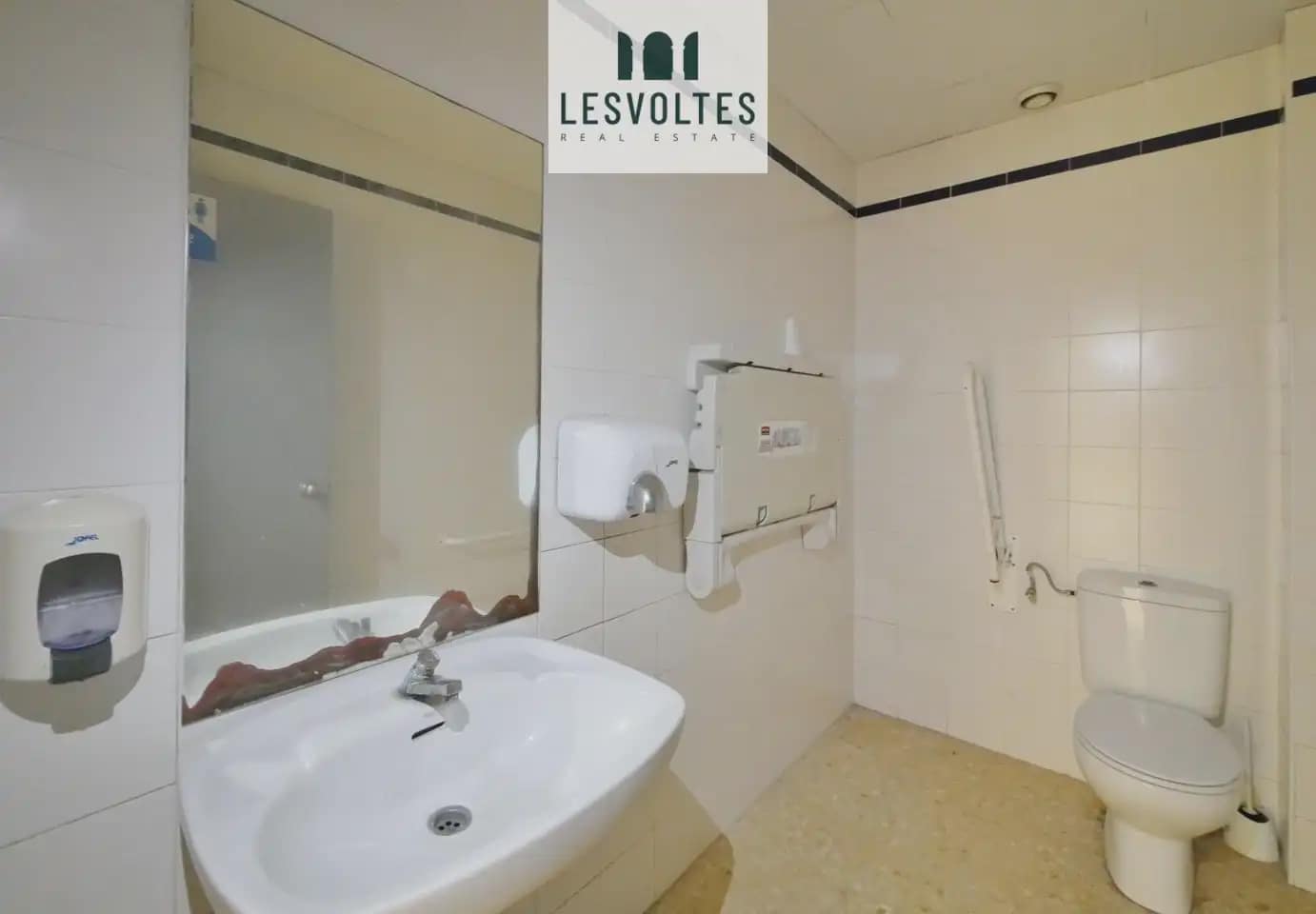 Comercial para arrendar em Palafrugell - 5 000 € (Ref: 10081832)