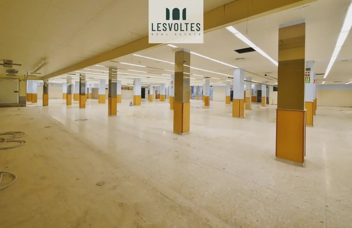 Comercial para arrendar em Palafrugell - 5 000 € (Ref: 10081832)