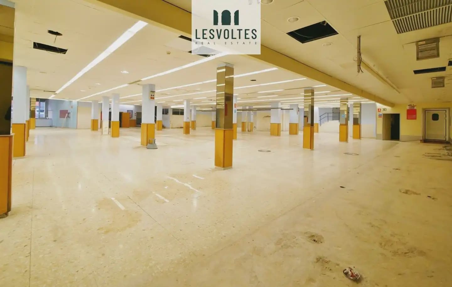 Comercial para arrendar em Palafrugell - 5 000 € (Ref: 10081832)