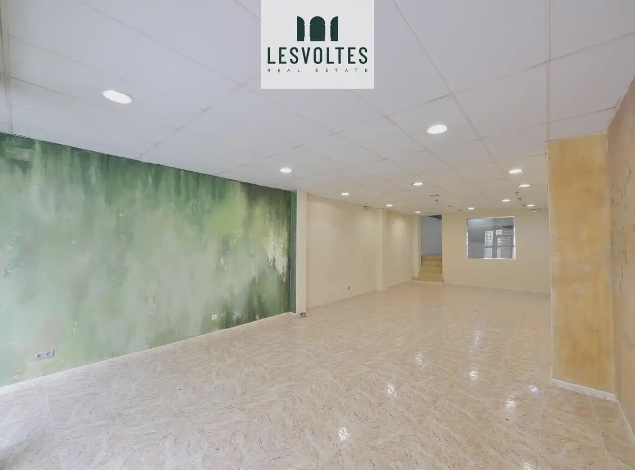 Erhverv til salg i La Bisbal d'Emporda - € 130.000 (Ref: 10081835)
