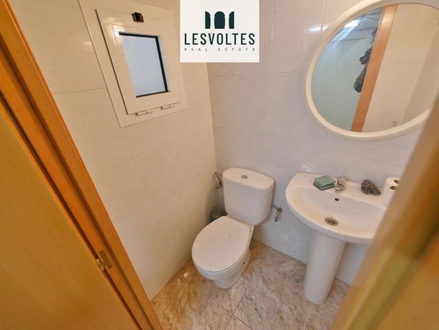 2 soverom Bedrift til salgs i La Bisbal d'Empordà - € 130 000 (Ref: 10081835)
