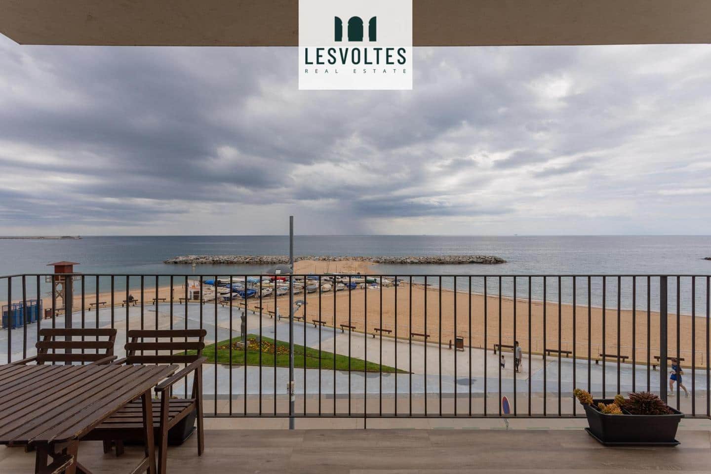 3 bedroom Flat for sale in Sant Antoni de Calonge with garage - € 1,200,000 (Ref: 10081836)