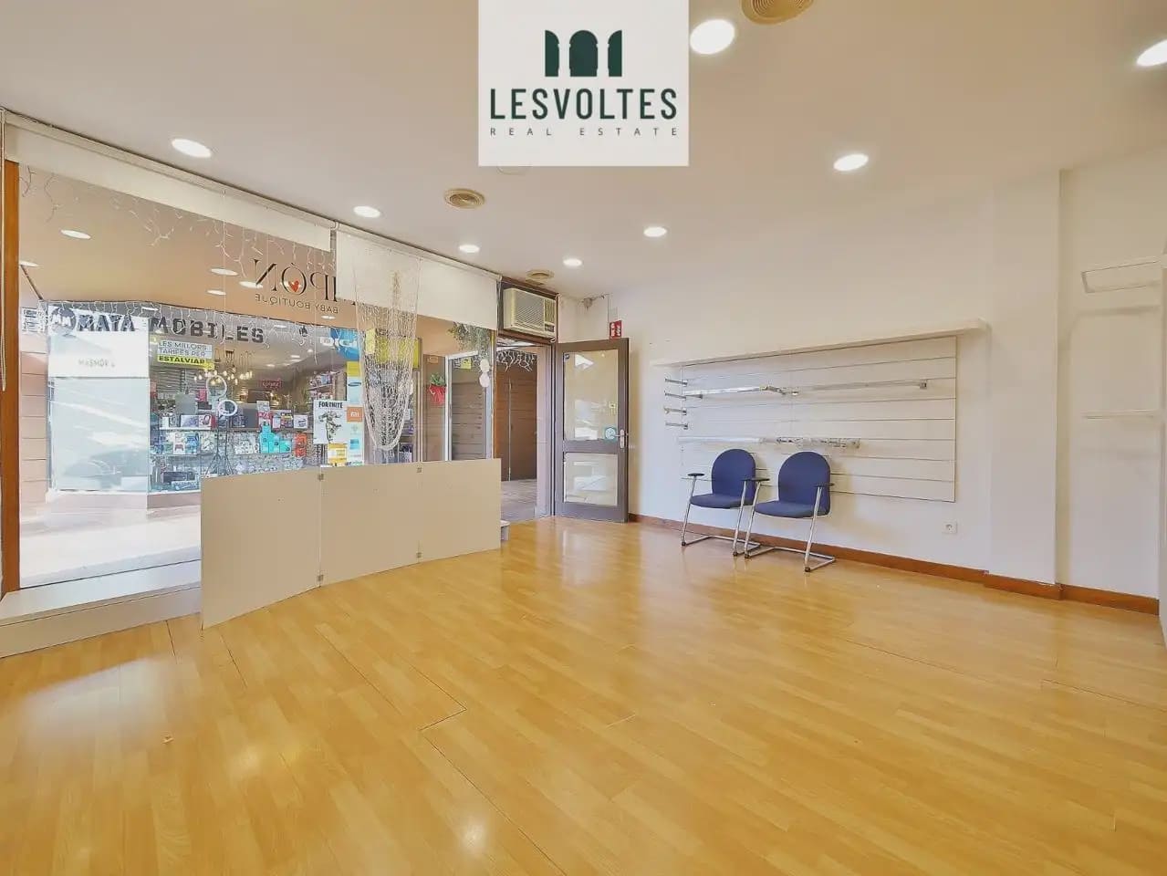 Erhverv til salg i Palafrugell - € 130.000 (Ref: 10081837)